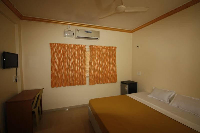 Hotel Spot On 39618 El Paso Arambol Exterior foto